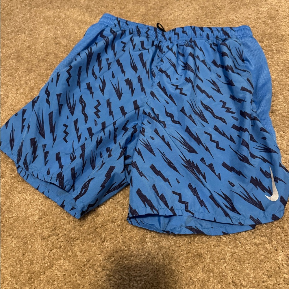 Nike Men's Blue athletic shorts M